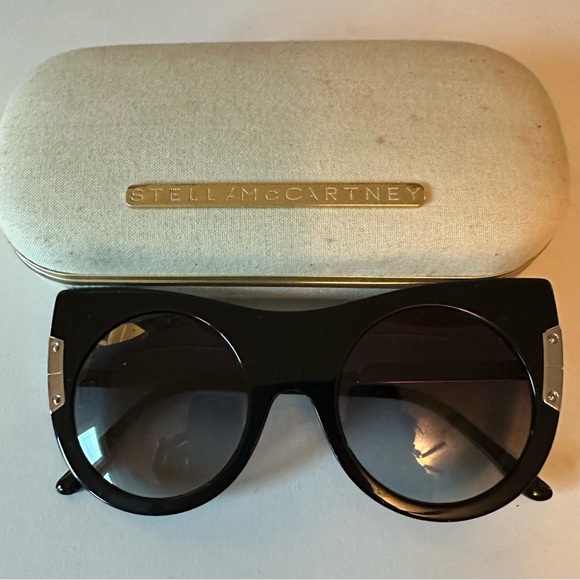 Stella McCartney Cat Eye Sunglasses- Never Worn - Picture 3 of 8